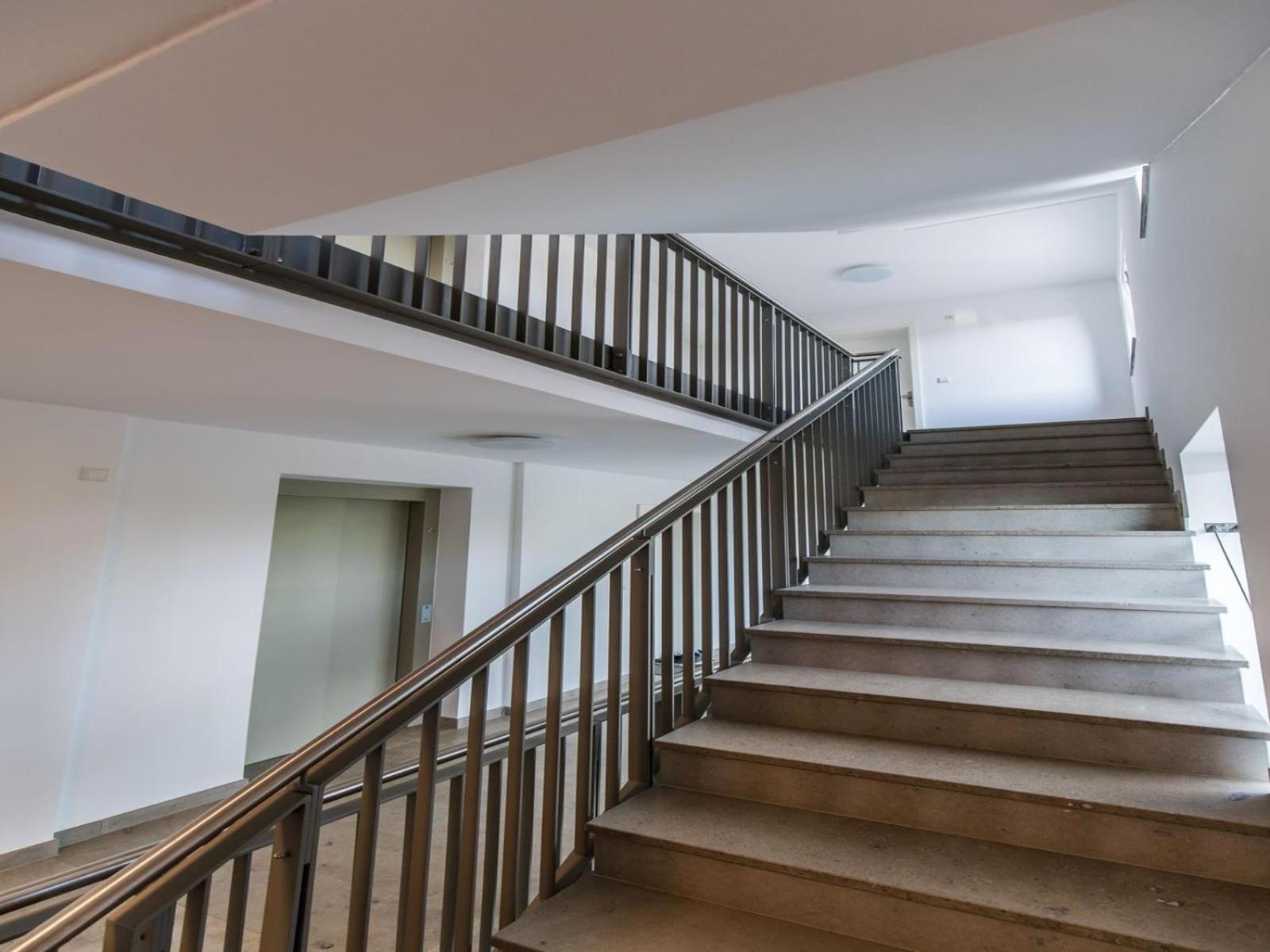Cityvibe Apartment Fuer Bis Zu 4 Erlangen Exterior foto